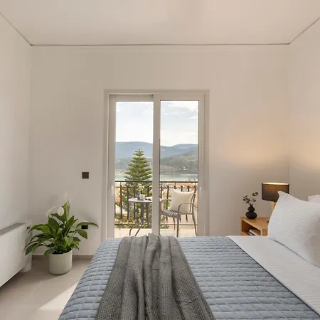 アパート Ionian Breeze Luxury Apartments-myrtos アルゴストリオン